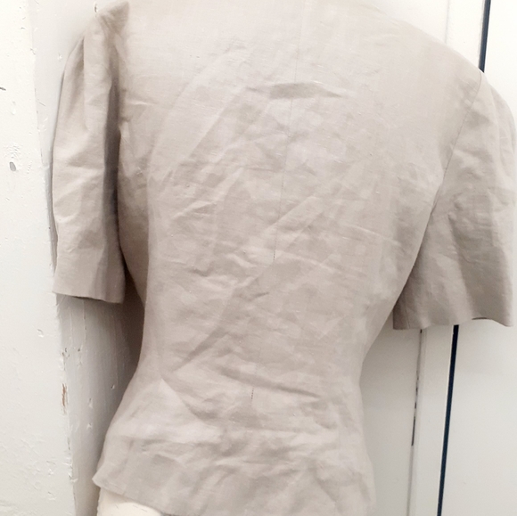 TAN Nude Linen  Asymetrical Blazer Curvy Button front detail Crop Jacket Sz 10 - Picture 7 of 14